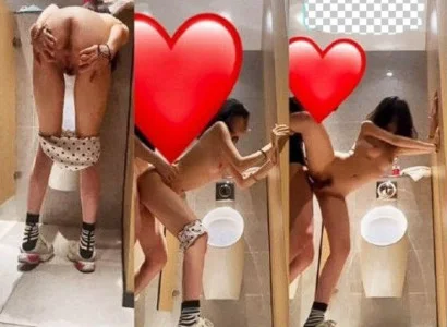 Cả hai làm chuyện ấy với em người yêu trong WC